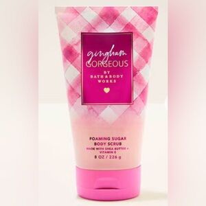 New Bath & Body Works Gingham Gorgeous Foaming Sugar Scrub